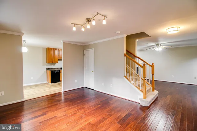 $2,600 | 2035 Astilbe Way, Unit 2035, Odenton, MD 21113