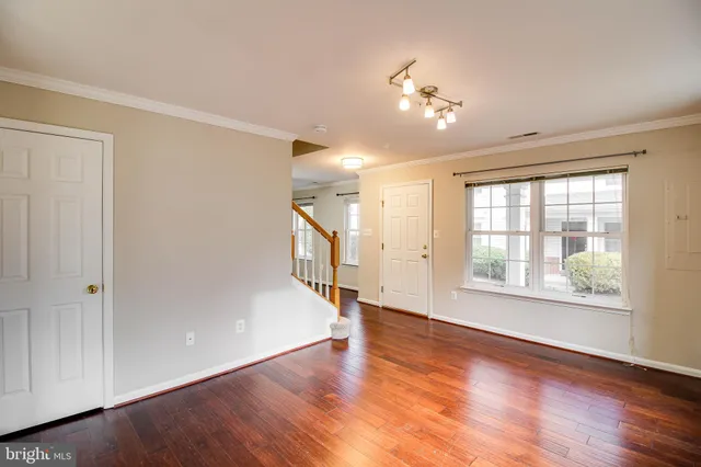 $2,600 | 2035 Astilbe Way, Unit 2035, Odenton, MD 21113