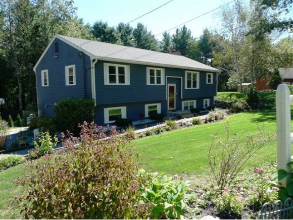 6 Bartlett Road Derry, NH 03038 - Photo 1 of 1
