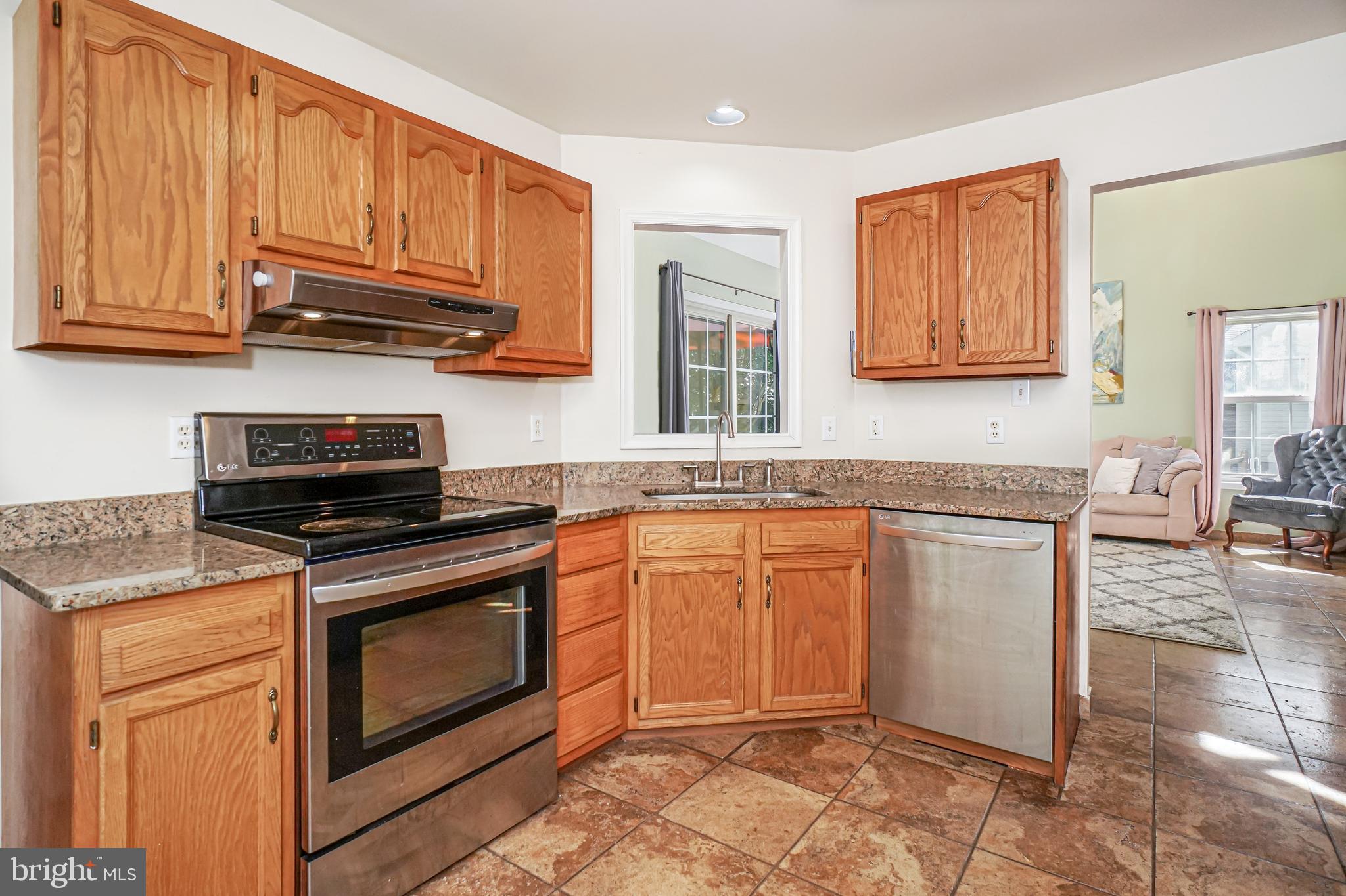 8 Kings Court Elkton, MD 21921 - Photo 6 of 24 Spacious kitchen area with plenty of cabinet space