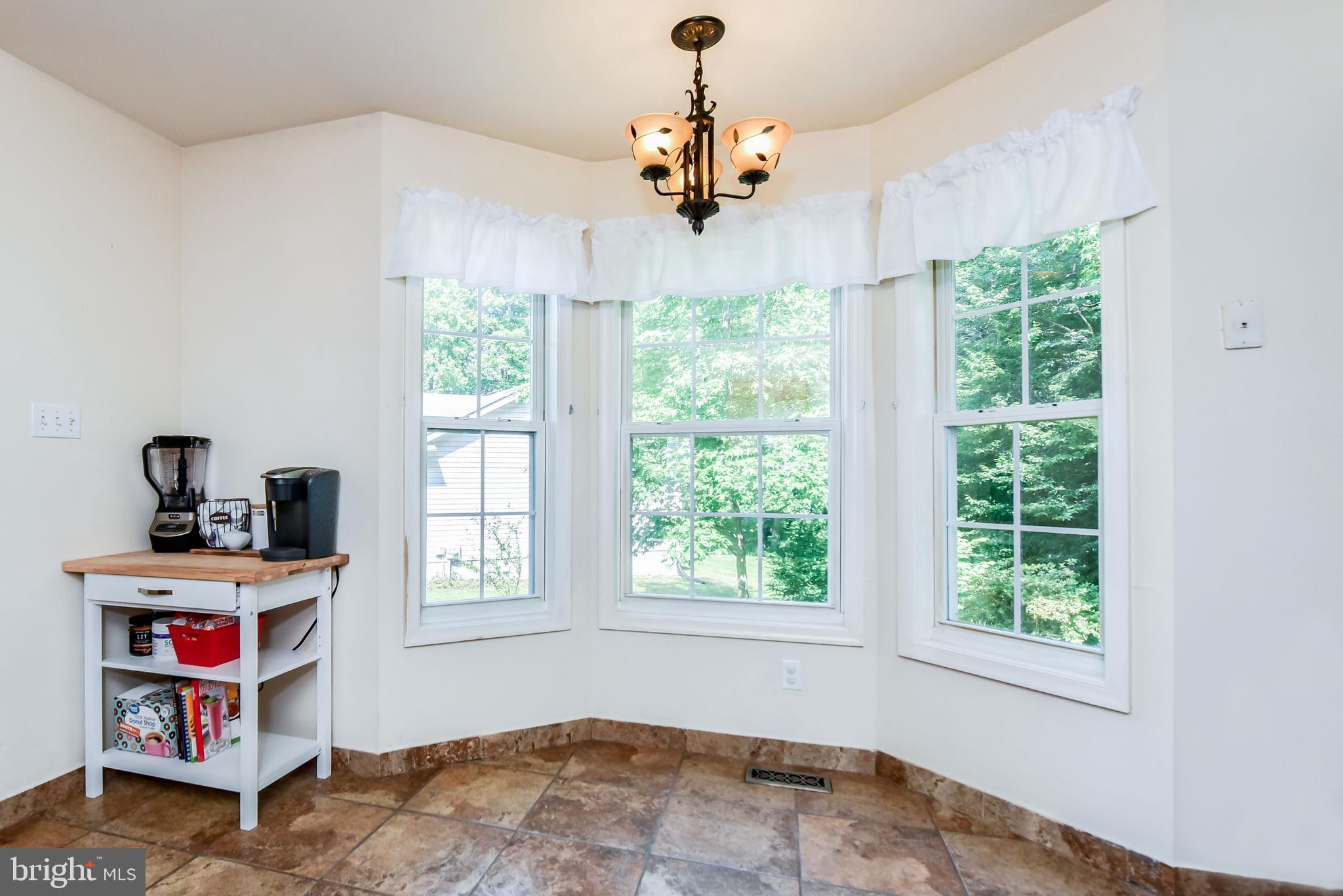 8 Kings Court Elkton, MD 21921 - Photo 7 of 24 Perfect nook for coffee bar, breakfast room