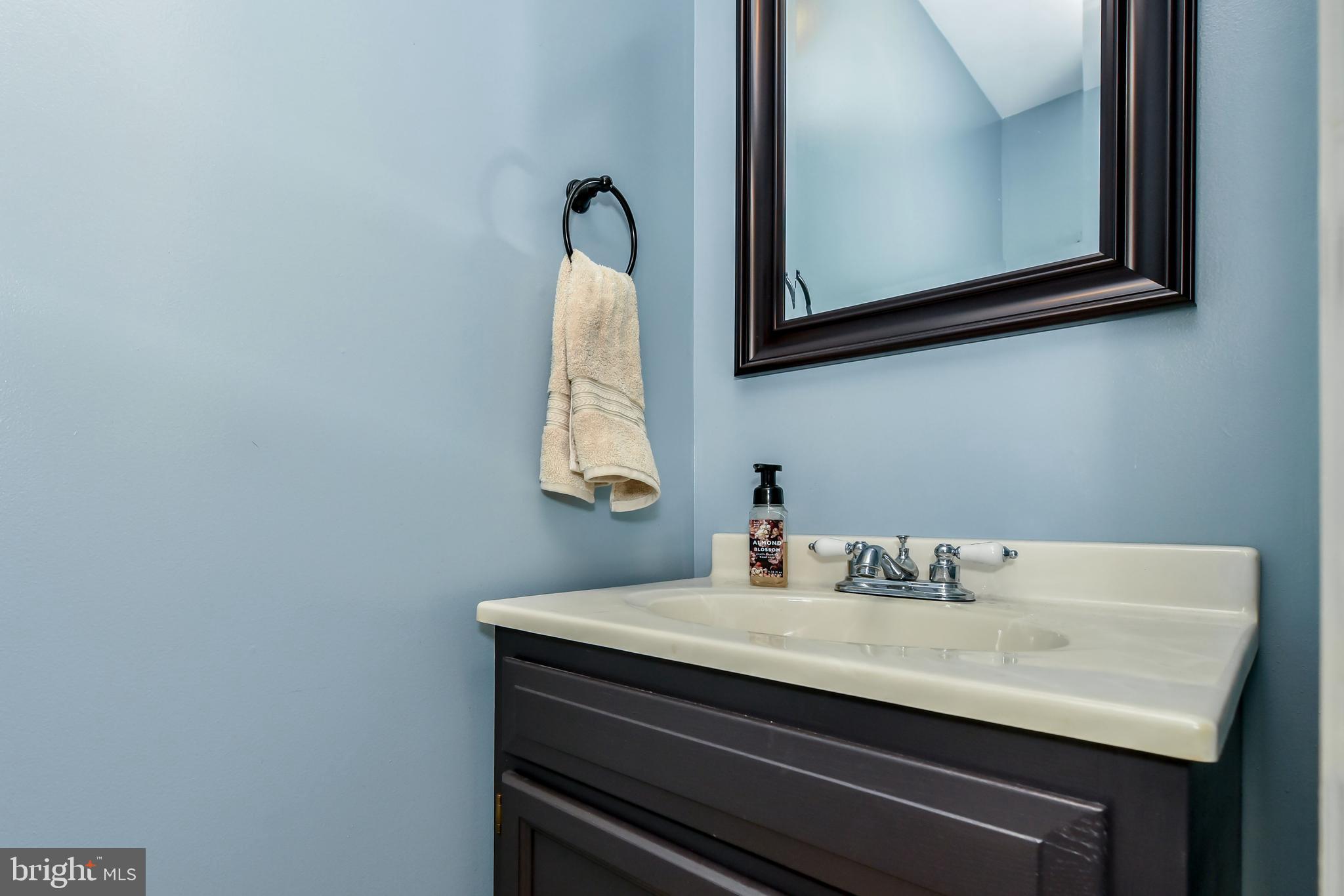 8 Kings Court Elkton, MD 21921 - Photo 9 of 24 Powder room on main level