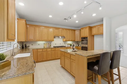 $845,000 | 10408 Canyon Vista Way, Austin, TX 78726