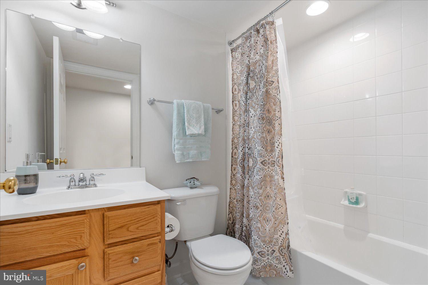 1510 Rutland Way Hanover, MD 21076 - Photo 34 of 48 Lower level full bathroom. Great for your guests