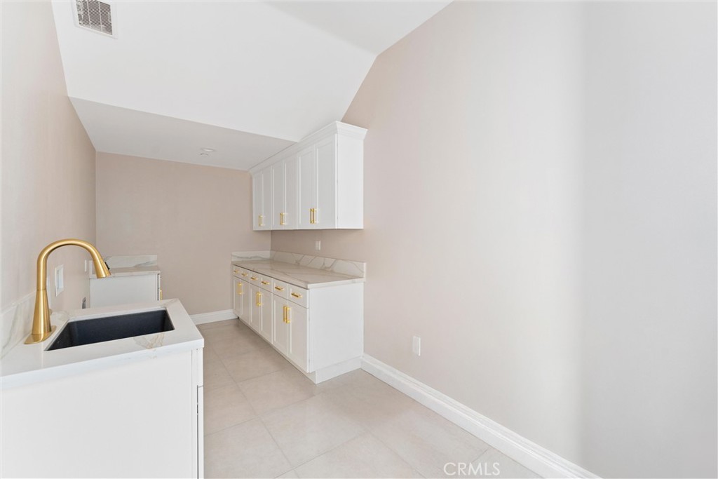 17190 Small Canyon Lane Riverside, CA 92506 - Photo 34 of 74