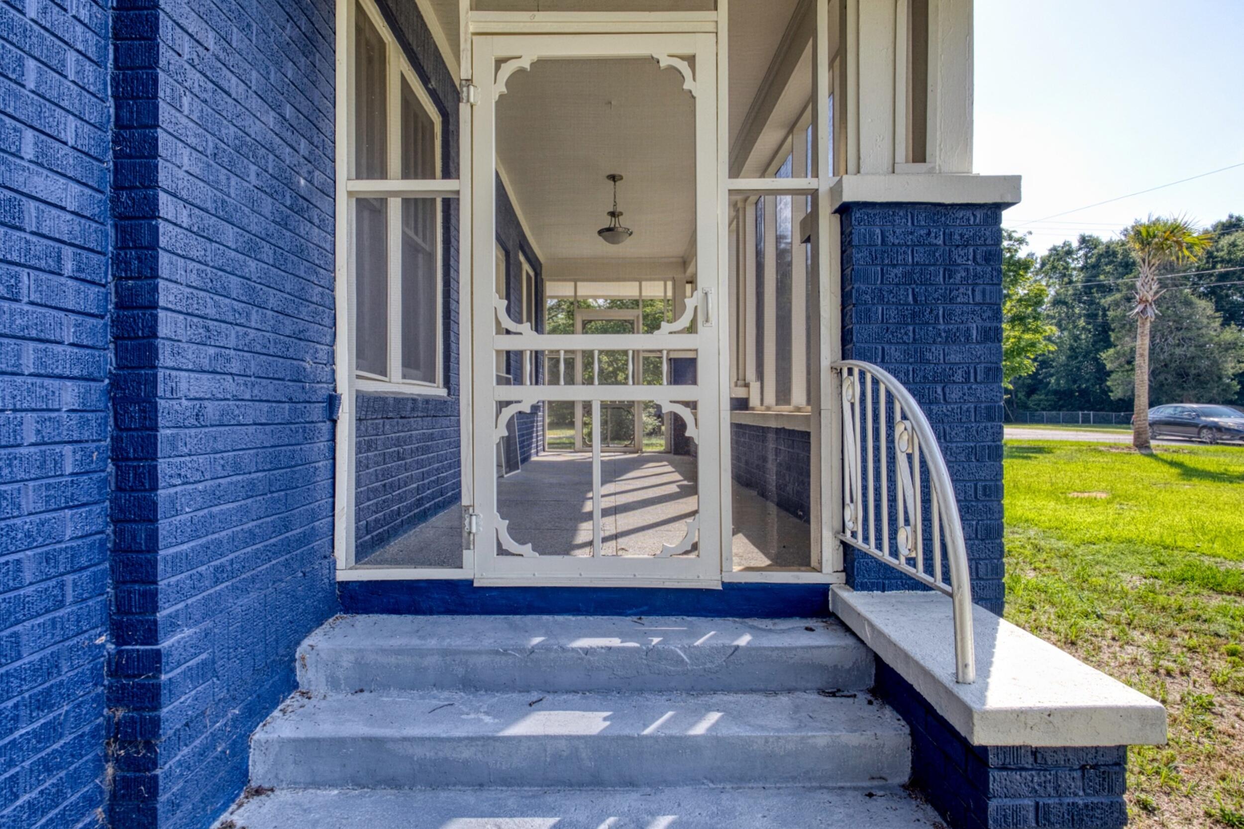 251 Walnut Street Springfield, SC 29146 - Photo 4 of 58