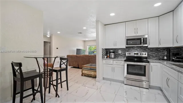 $399,000 | 19458 Northwest 28th Place, Unit 19458, Miami Gardens, FL 33056