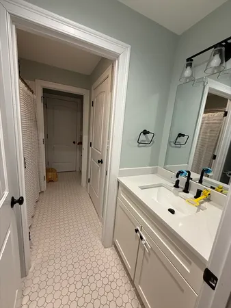 $7,100 | 394 West 2nd Street, Unit 394, Boston, MA 02127