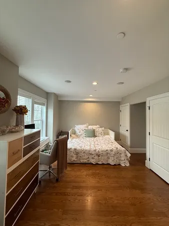 $7,100 | 394 West 2nd Street, Unit 394, Boston, MA 02127