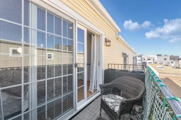 $7,100 | 394 West 2nd Street, Unit 394, Boston, MA 02127