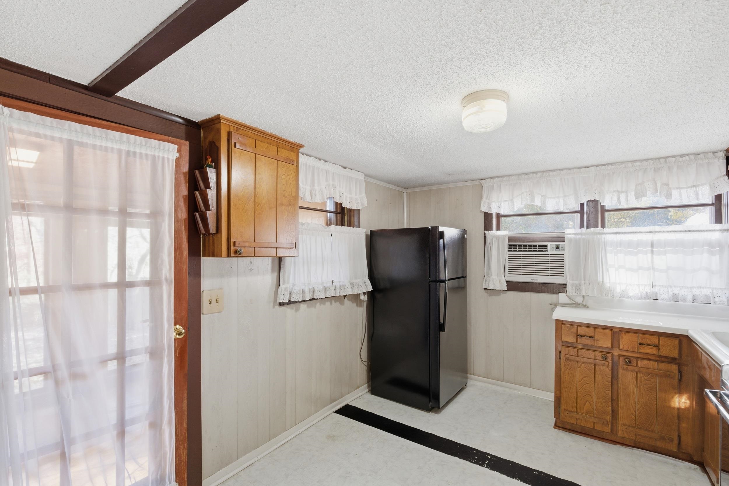 130 Pineview Road Spartanburg, SC 29301 - Photo 9 of 28 Gallery Image 9