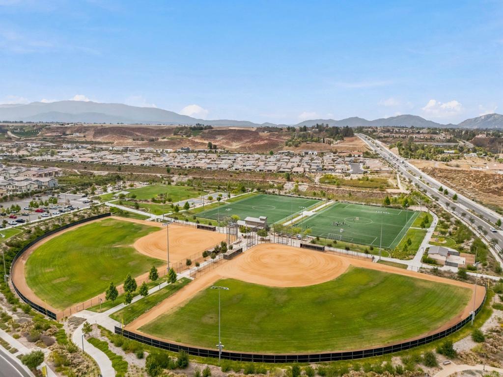 32224 Penstemon Way Temecula, CA 92591 - Photo 36 of 43