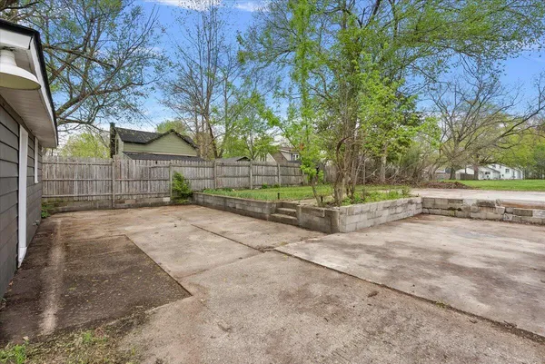 $205,000 | 47 Wayne Street, Allegan, MI 49010