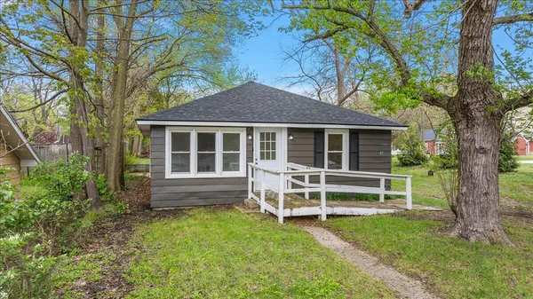 $205,000 | 47 Wayne Street, Allegan, MI 49010