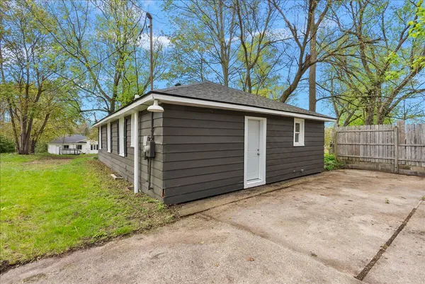 $205,000 | 47 Wayne Street, Allegan, MI 49010
