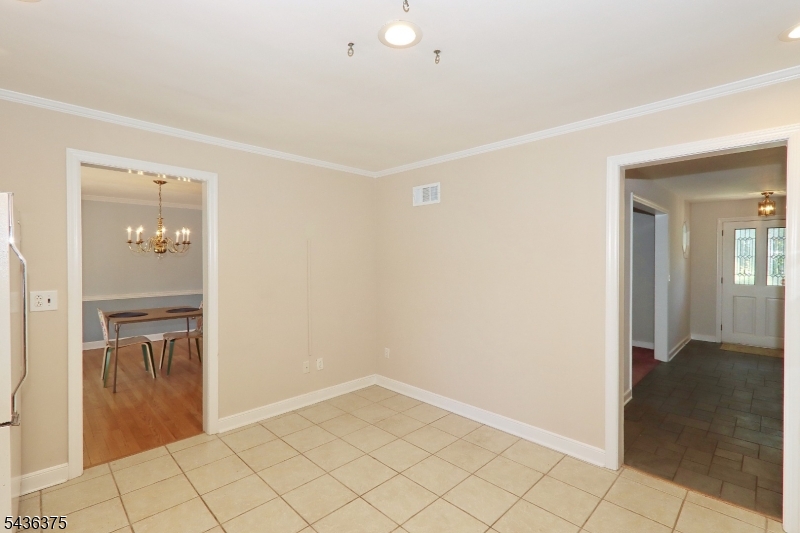 785 Lamberts Mill Road Westfield, NJ 07090 - Photo 15 of 37