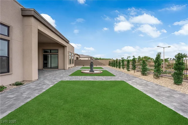 $12,800 | 4792 Outlook Peak Street, Las Vegas, NV 89135