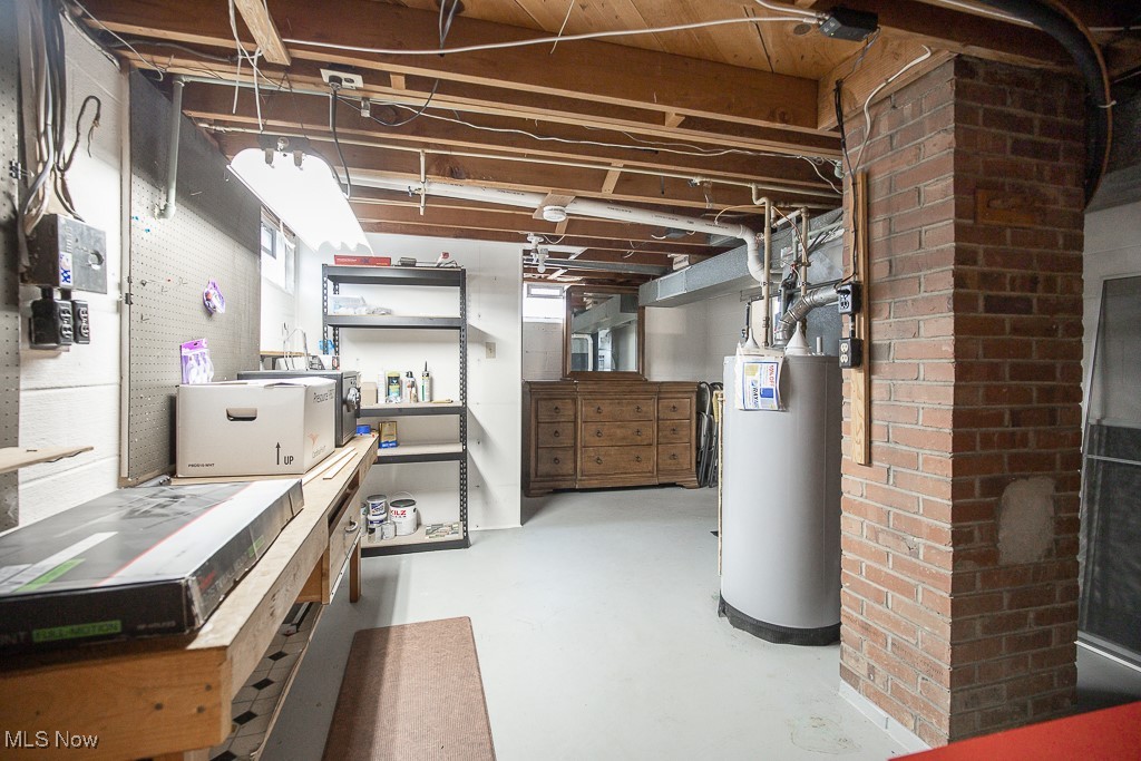 505 Lansing Road Akron, OH 44312 - Photo 17 of 24