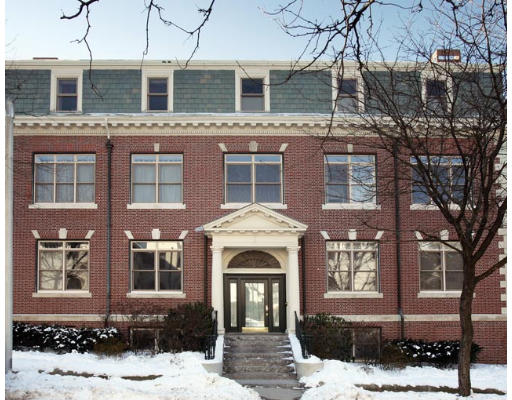 232 Summit Avenue, Unit 203W Brookline, MA 02446 - Photo 1 of 5