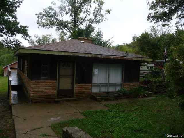 2620 Kingston Road Leonard, MI 48367 - Photo 1 of 15 1