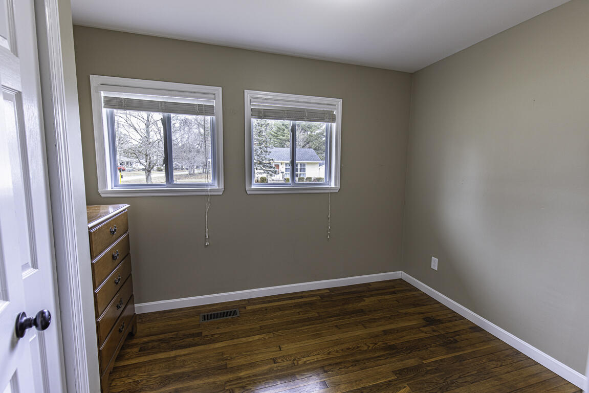 30 Gilbert Street Orono, ME 04473 - Photo 17 of 26 001p