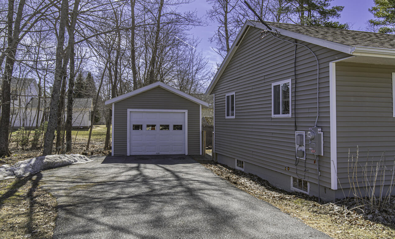 30 Gilbert Street Orono, ME 04473 - Photo 3 of 26 001b