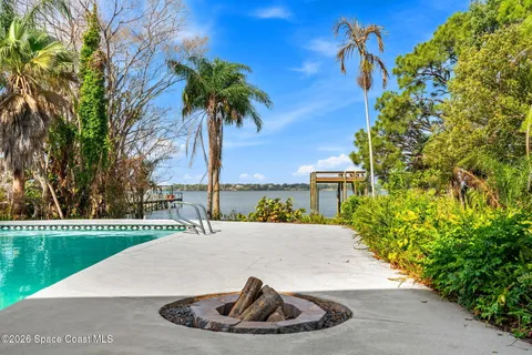 $1,449,500 | 975 Oak Street, Merritt Island, FL 32953