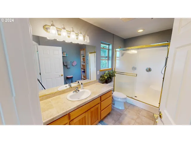 $565,000 | 94244 10th Street, Gold Beach, OR 97444