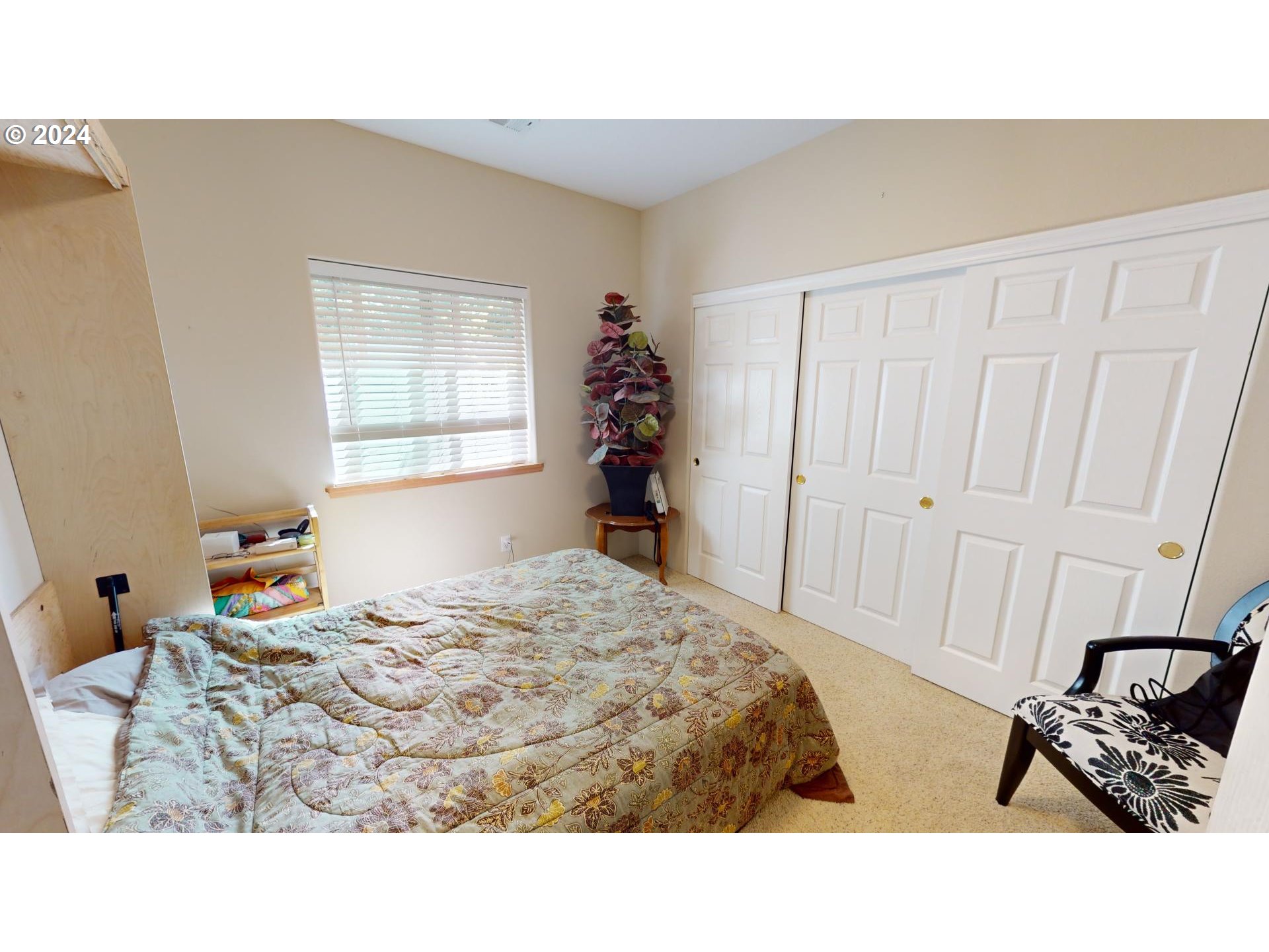 94244 10th Street Gold Beach, OR 97444 - Photo 29 of 39 Bedroom