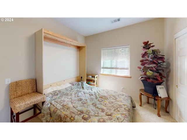 $565,000 | 94244 10th Street, Gold Beach, OR 97444