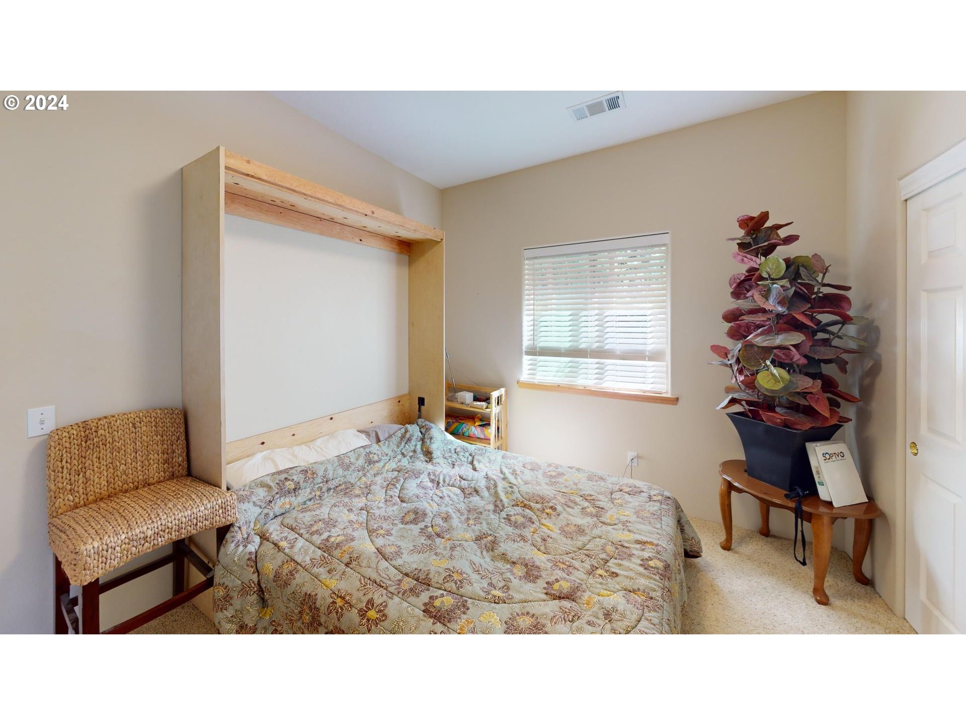 94244 10th Street Gold Beach, OR 97444 - Photo 30 of 39 Bedroom