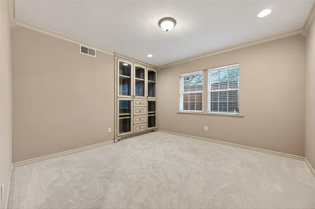 $449,000 | 5422 Willowbend Boulevard, Houston, TX 77096