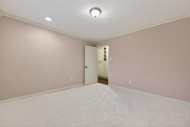 $449,000 | 5422 Willowbend Boulevard, Houston, TX 77096