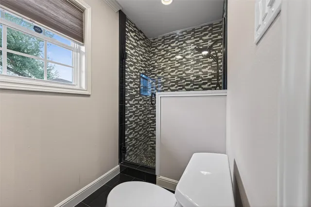 $449,000 | 5422 Willowbend Boulevard, Houston, TX 77096