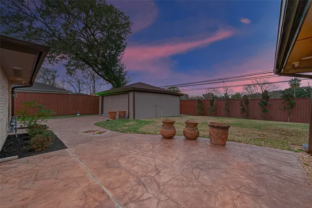 $449,000 | 5422 Willowbend Boulevard, Houston, TX 77096