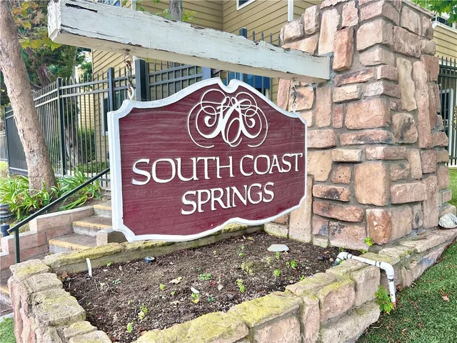 $350,000 | 3680 South Bear Street, Unit 16 / J, Santa Ana, CA 92704