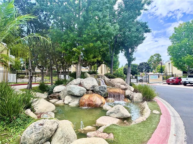 $350,000 | 3680 South Bear Street, Unit 16 / J, Santa Ana, CA 92704