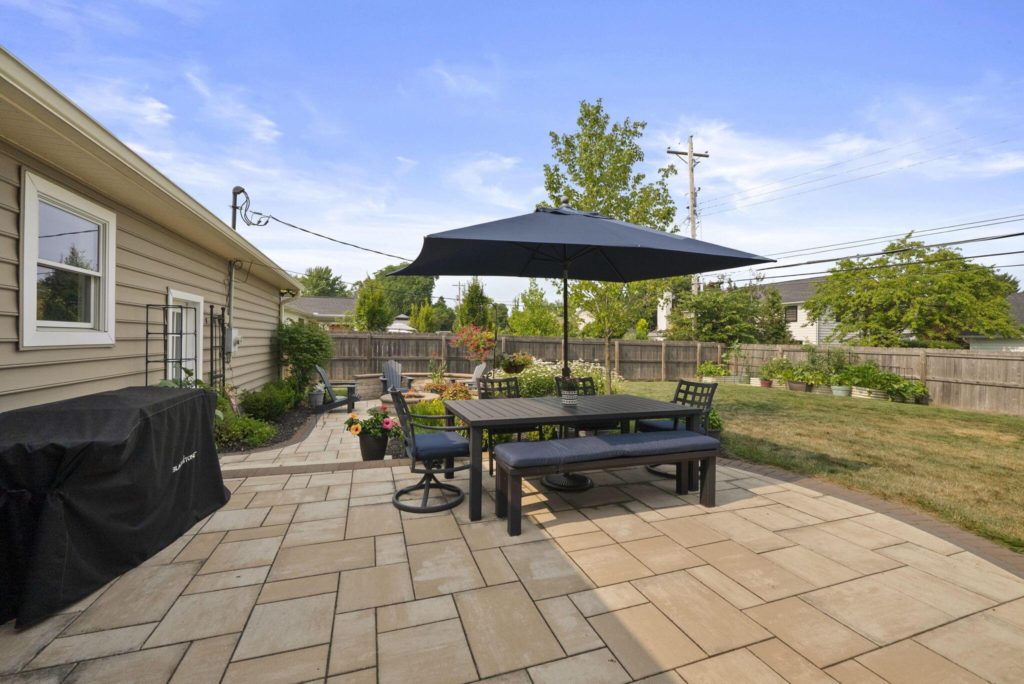 3956 Mountview Road Upper Arlington, OH 43220 - Photo 55 of 85 Patio