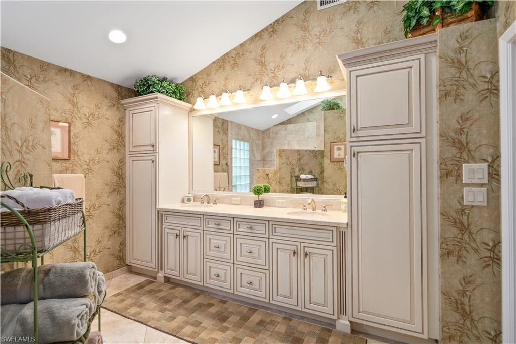 145 Edgemere Way South Naples, FL 34105 - Photo 16 of 33 Gallery Image 16