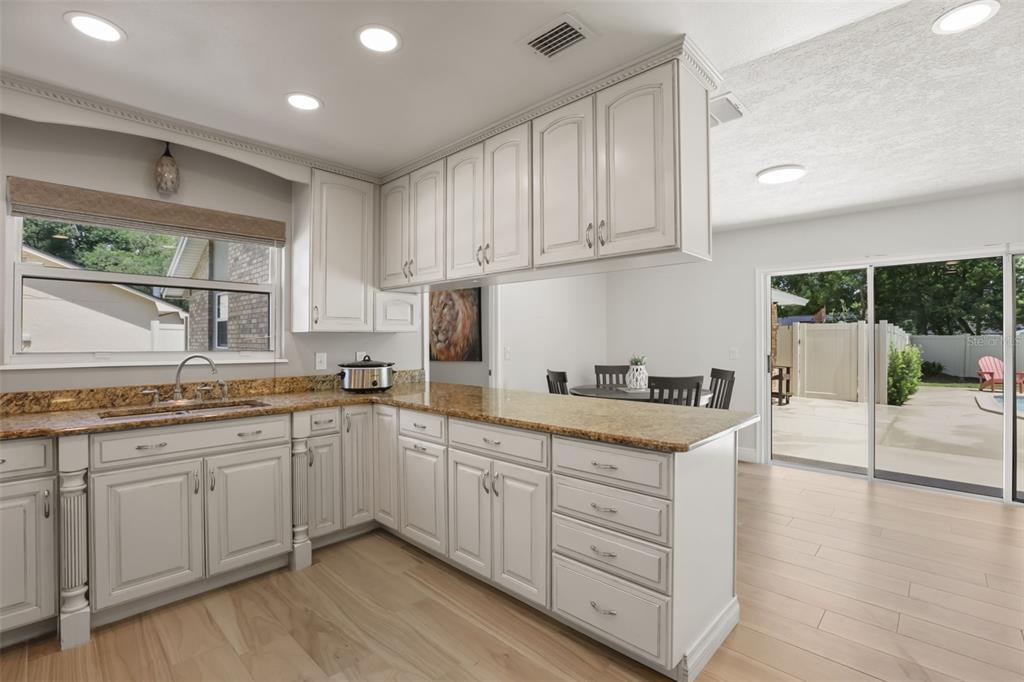 104 Valencia Loop Altamonte Springs, FL 32714 - Photo 12 of 45