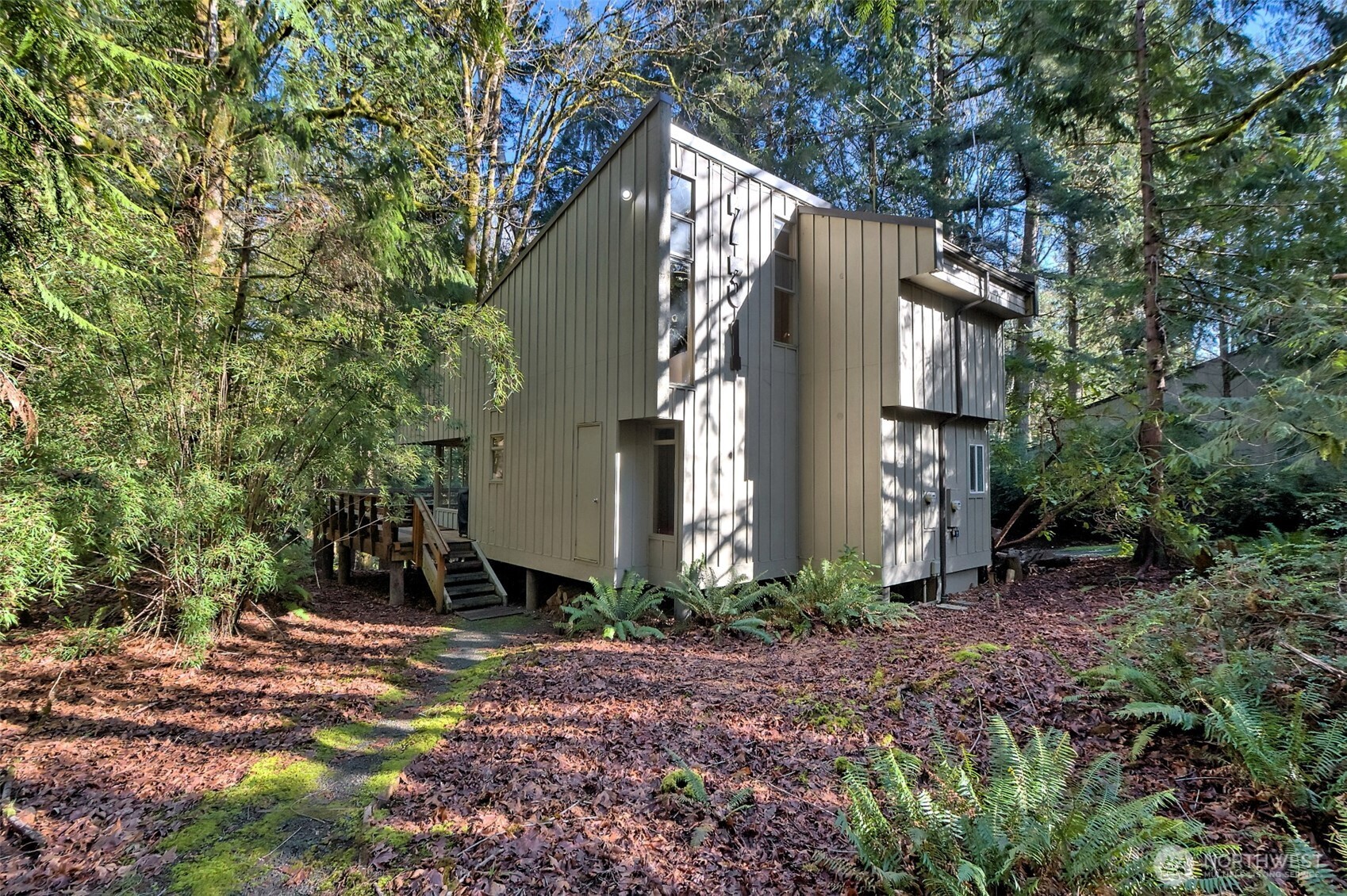 731 East Promontory Road Shelton, WA 98584 - Photo 2 of 37