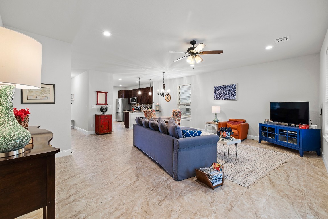 575 Demarett Drive Point Venture, TX 78645 - Photo 4 of 40