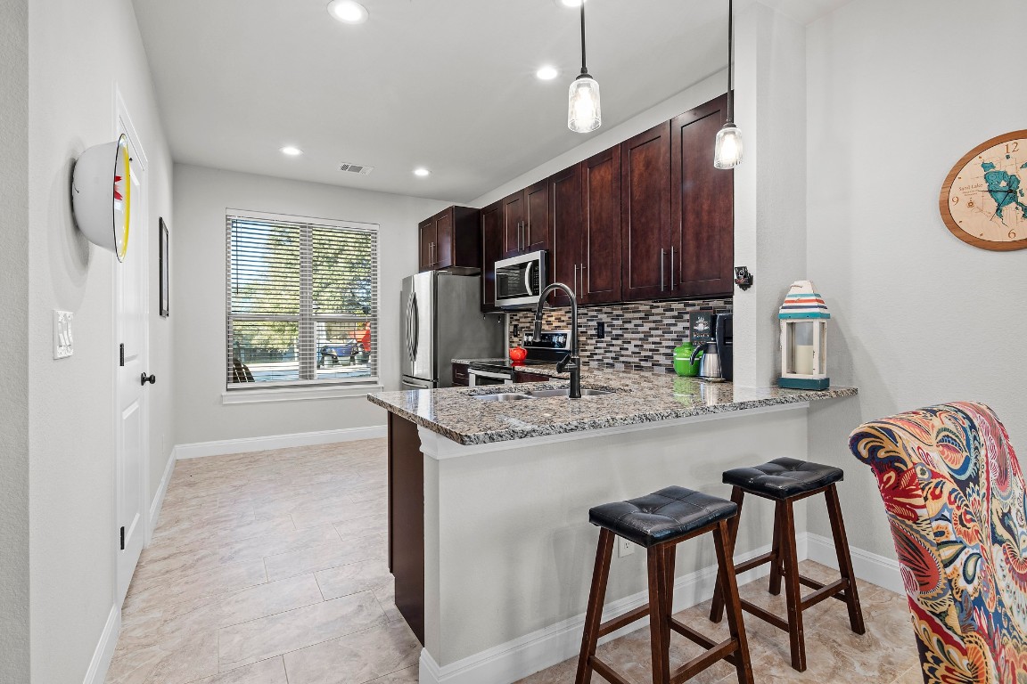 575 Demarett Drive Point Venture, TX 78645 - Photo 8 of 40