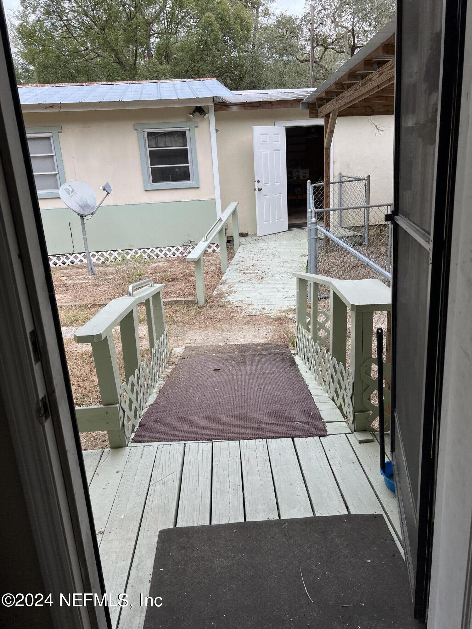 140 Cemetery Road Palatka, FL 32134 - Photo 12 of 20 EEC9DE8B-9975-422E-964A-21D039B3B79B