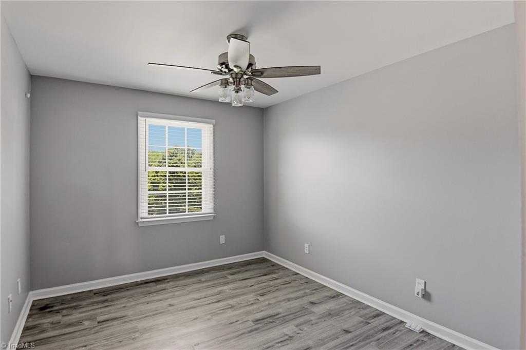 1406 Spring Tree Court High Point, NC 27265 - Photo 26 of 35