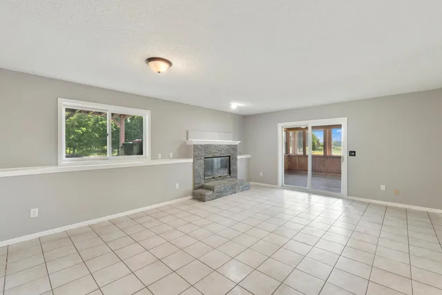 $670,000 | 110 132nd Avenue Northeast, Blaine, MN 55434