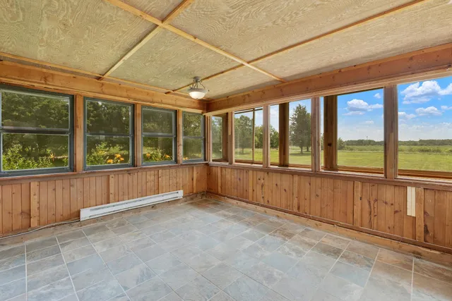 $670,000 | 110 132nd Avenue Northeast, Blaine, MN 55434