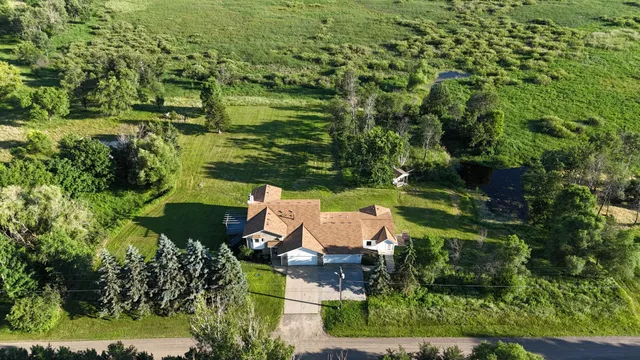 $670,000 | 110 132nd Avenue Northeast, Blaine, MN 55434