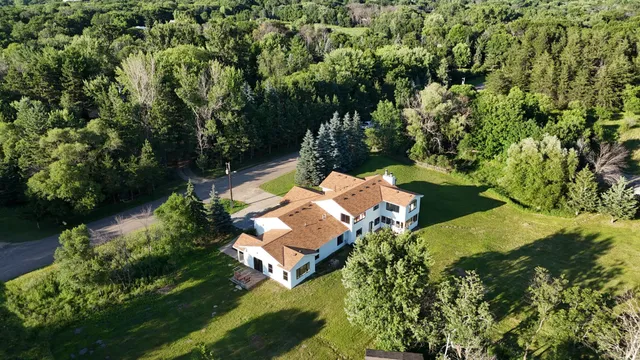 $670,000 | 110 132nd Avenue Northeast, Blaine, MN 55434