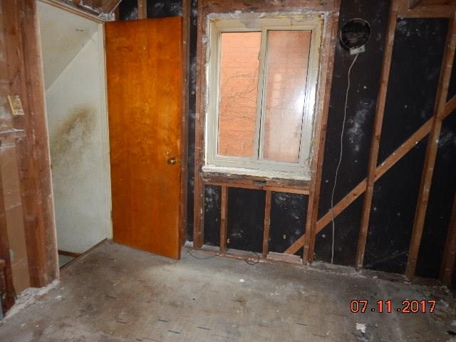 2047 Chalfant Street Wilkinsburg, PA 15221 - Photo 5 of 14